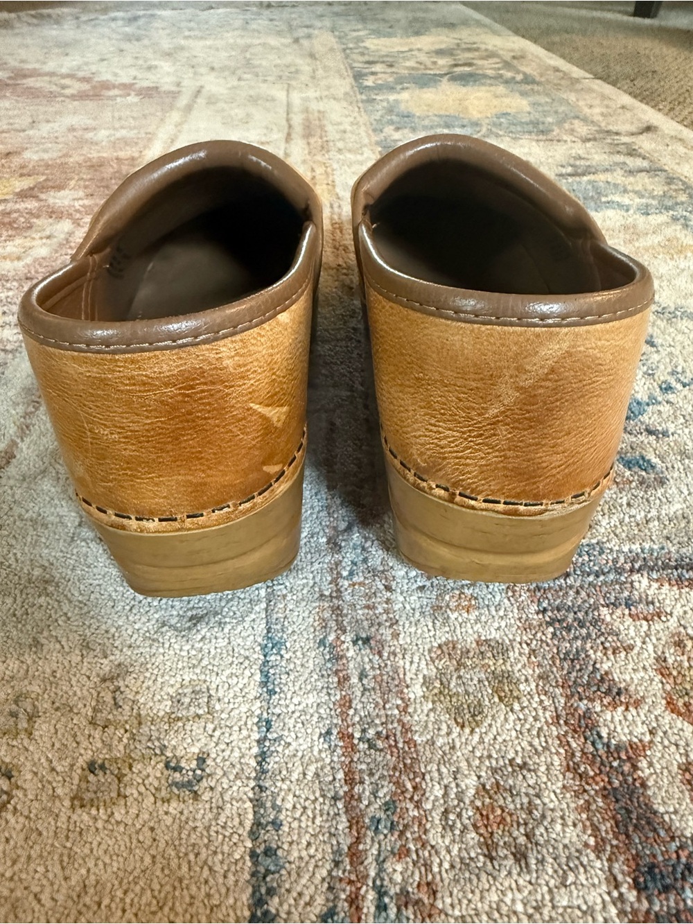 Dansko Wide Pro Honey Distressed Leather Clog Mules Size 38 or 7.5 - Picture 8 of 9